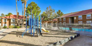 Summer Entrada Apartments Gallery 3