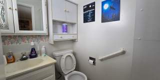 Preleasing Spacious 5-Bedroom Home with Finished Basement, Large Backyard & Attached Garage Gallery 5