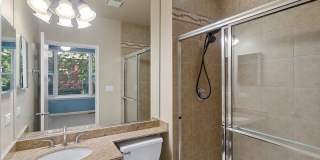 945 N Howe Gallery 9