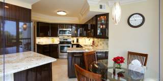**PARK SHORE BEAUTY WALK TO VENETIAN VILLAGE ** ESPLANADE** NICE AMENITIES ** 2 BEDROOM CONDO ON THE BEACH ** Gallery 15