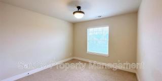 727 Northeast 65th Court Gallery 12