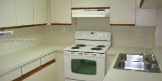 8305 SW 152 AV Gallery 11