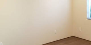 Sierra Vista Apartments - 500 and 510 E. Foothill Blvd. Gallery 11