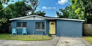 4203 E Yukon St Gallery 23