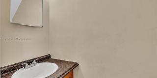 3750 SW 60th Ter Gallery 26