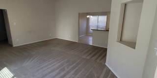 Clean North East Home - O'Conner & IH35 Gallery 6