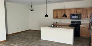 Modern & Spacious 3-Bedroom Ranch Condo – Coming mid-August 2026! Gallery 3