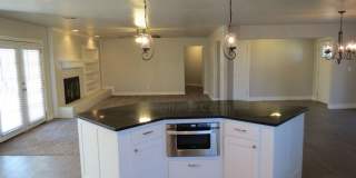 5320 North Drexel Boulevard Gallery 4
