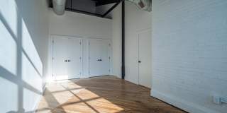 438 Penn Ave Gallery 14