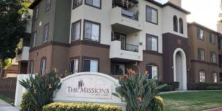 Mission Valley - Lovely 1st Floor 2 bedroom Condo with Attached Garage. Gallery 1