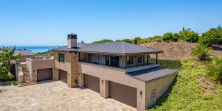 Tuscan Dream Villa in Summerland — Ocean Views, Orchard Serenity, Fully Furnished Retreat Gallery 3