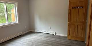 2 Bed/ 2 Bath Single Family Home With a Garage in NP Gallery 9
