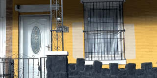 2009 East Tioga Street Gallery 1