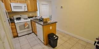 Charming 3 Bedroom-No Broker fee Gallery 3