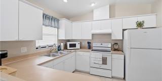 1712 SW Santa Barbara Place Gallery 4