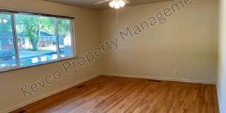 Incredibly Spacious House! Incredibly Spacious House! Gallery 3