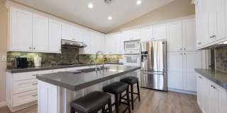 80395 Green Hills Drive Gallery 10