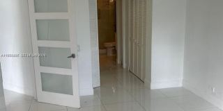 701 Brickell Key Boulevard 202, Miami, FL 33131 Gallery 9