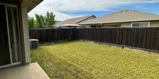 Spacious 4 Bed / 3 Bath Home with Large Covered Patio in Chico Gallery 16