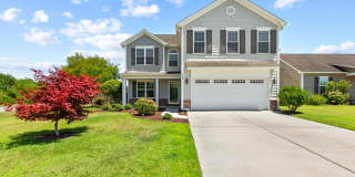 Minutes to the Beach! Conveniently located between Jacksonville & Wilmington Gallery 1