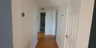 400 COMMONWEALTH Avenue Gallery 4