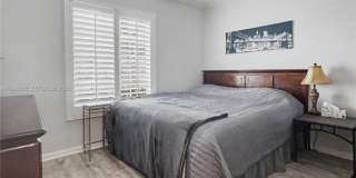 2270 NE 68th St Gallery 18