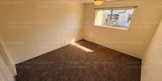 925 8th St Gallery 16