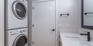 Cannery Row Gallery 40