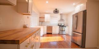 5810 GREENLEAF Road Gallery 6