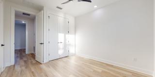 1520 N Pierce St Unit 5 Gallery 24