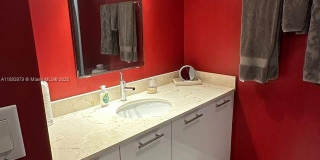 3449 NE 1st Ave Gallery 7