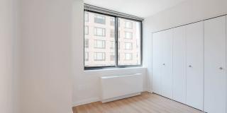 180 Montague Gallery 12