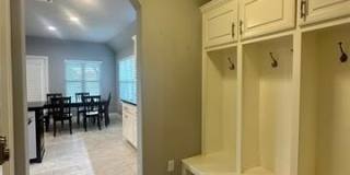 1419 W Boston Place Gallery 7