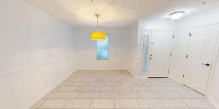 3 Bedroom Condo in Kings Grant w/ Luxury Updates! Gallery 4