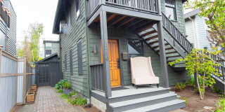 1208 East Barclay Court Gallery 2