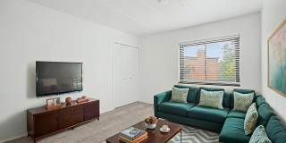 1610 Thunderbird Ln Gallery 23
