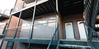 843 W Fletcher Street Gallery 34