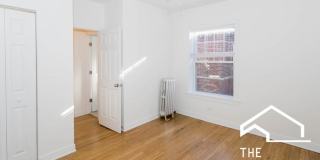 5214 North Damen Ave. Gallery 6