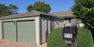 Spacious 3-Bedroom Condo with Finished Basement & Private Fenced Yard! Gallery 4