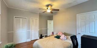 5 Bed/ 2 Bath on Fairview mins. from UC Campus Only $575/pp ($2,875/mo) + Free Wifi! AND a $250 sign on bonus!!! Gallery 18