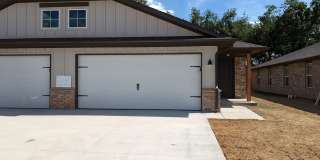 3 Bed 2 Bath 2 Car Duplex Freedom Villas in Midwest City, OK Gallery 17
