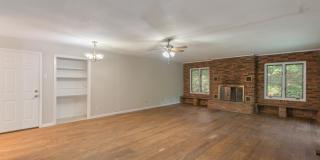 7201 Dogwood Drive Gallery 8