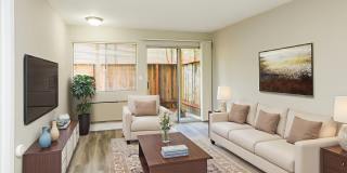 1400 Creekside Apartments CDM Gallery 8