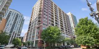 451 W Huron Street Gallery 1