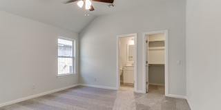 Stunning New Home! Gallery 10