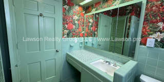 Spacious South Roanoke Home with Lawn Care Included Gallery 40
