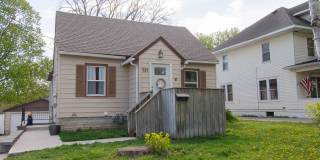 Close to Downtown Location with Fenced Yard Gallery 1