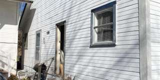 1613 Park Street Gallery 23