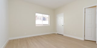 1228-1230 Wellesley Gallery 10