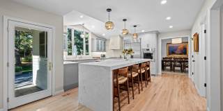 Gorgeous home in Englewood! Gallery 4